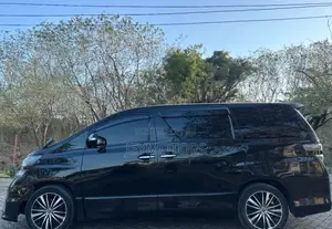 Toyota Vellfire 2010 Black