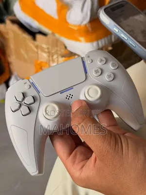 Green Lion Striker Wireless
Gaming Controller