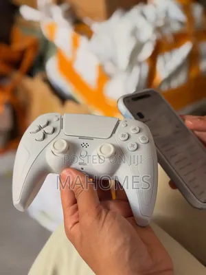 Green Lion Striker Wireless
Gaming Controller