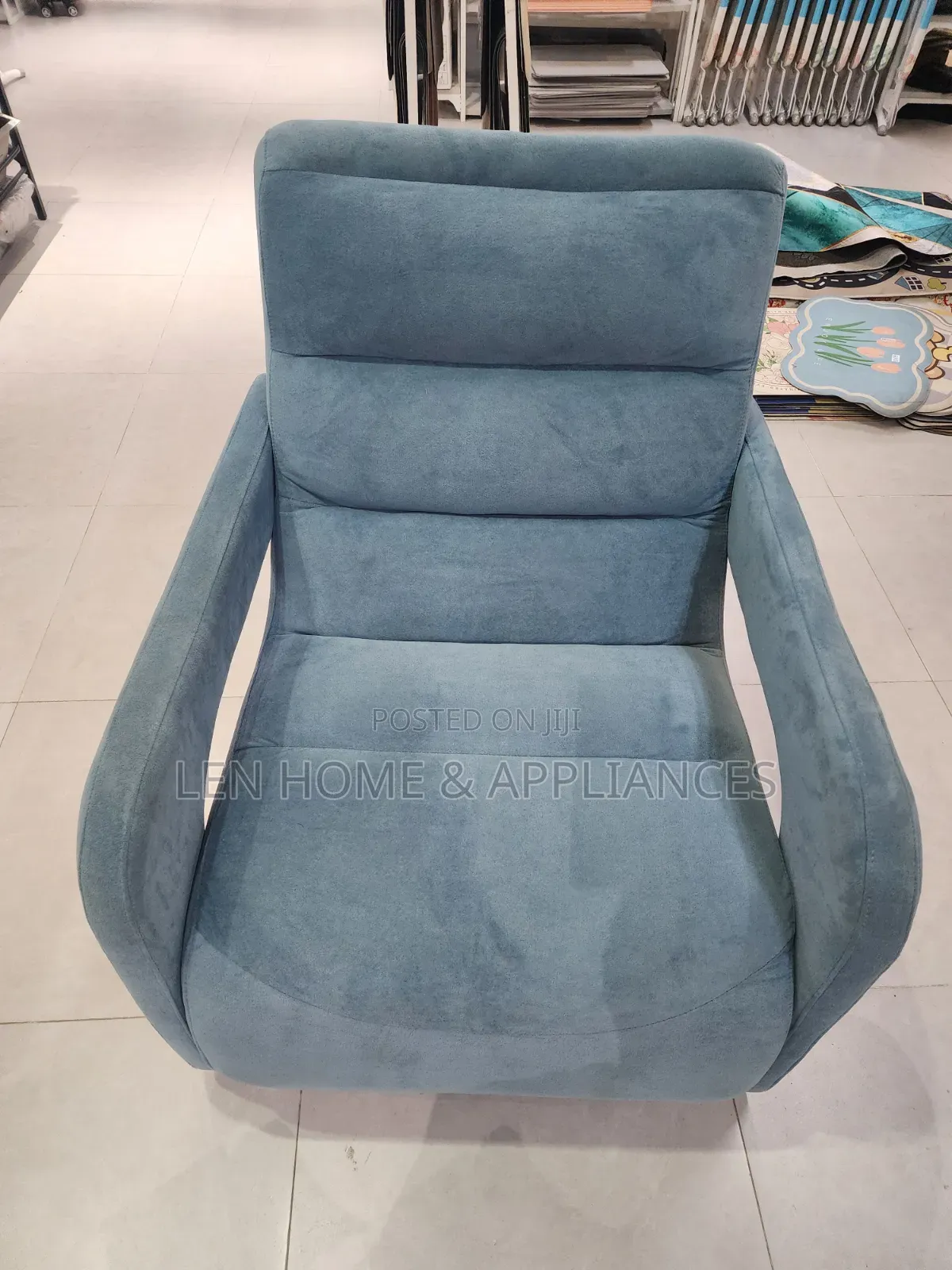 Single Sofa Fiber and Spring Very Luxury
