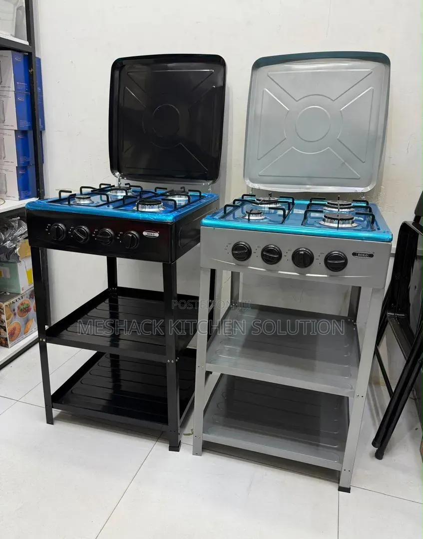 4 Burnes With Stand. Full Gas