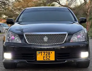 Toyota Crown 2004 Black