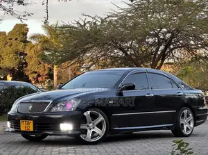 Toyota Crown 2004 Black