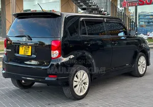 Toyota Corolla Rumion 2009 Black