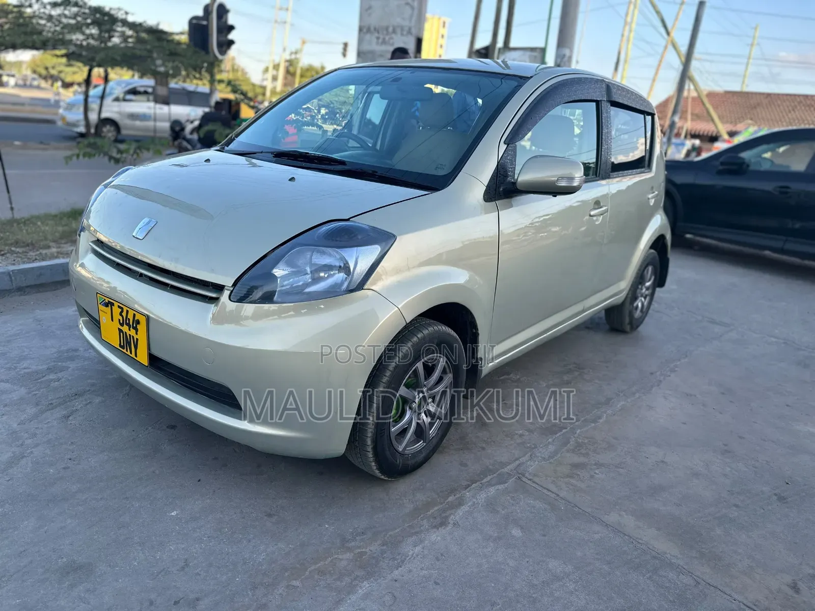 Toyota Passo 2004 Silver