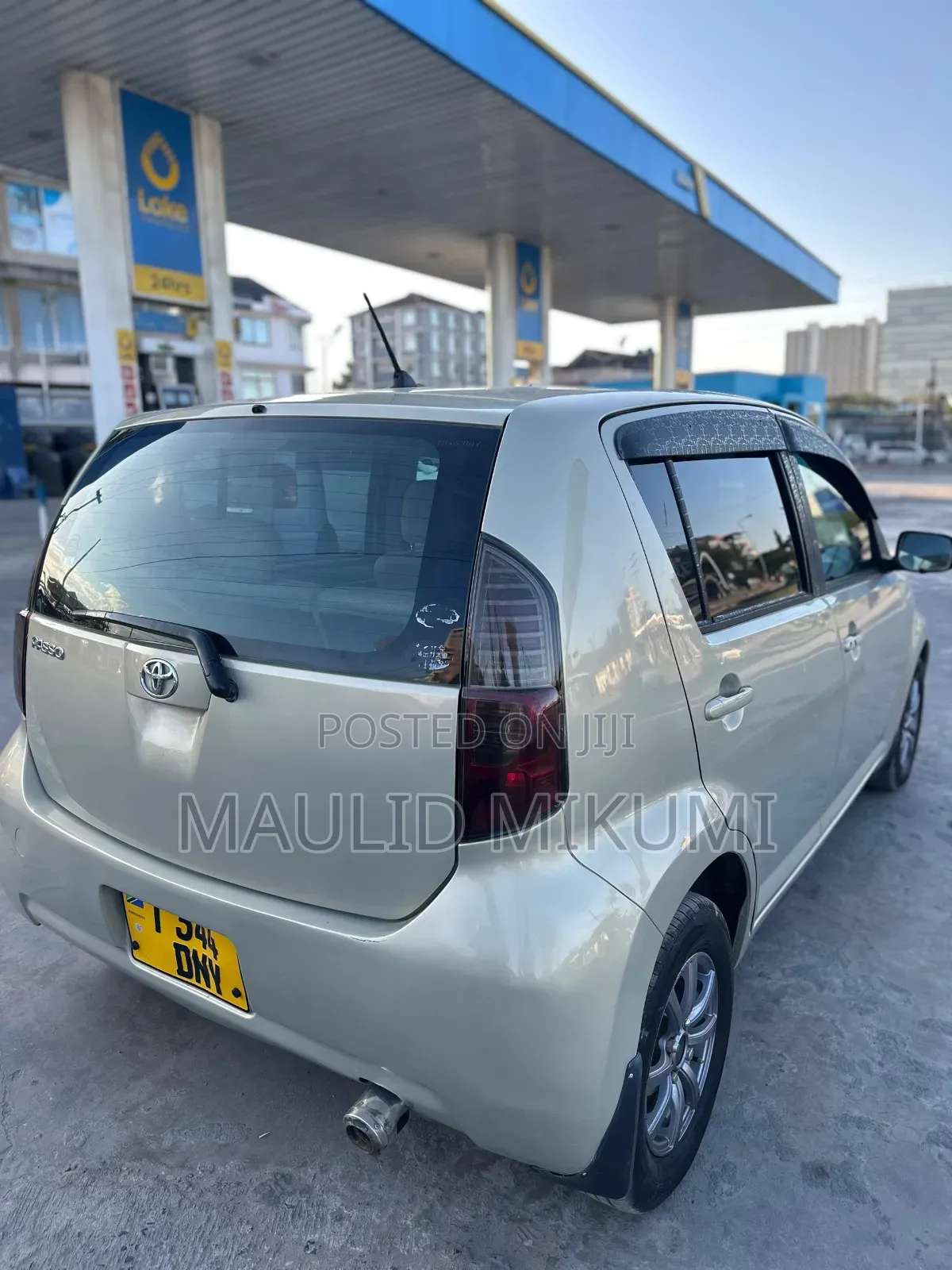Toyota Passo 2004 Silver