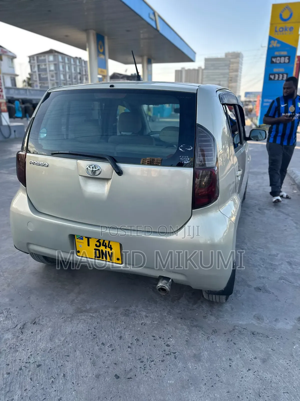 Toyota Passo 2004 Silver