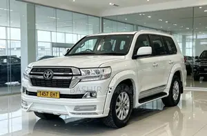 Toyota Land Cruiser 2015 White