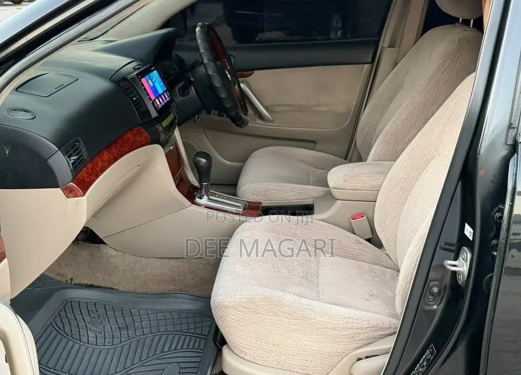 Toyota Premio 2004 Black