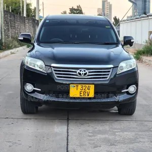 Toyota Vanguard 2011 Black
