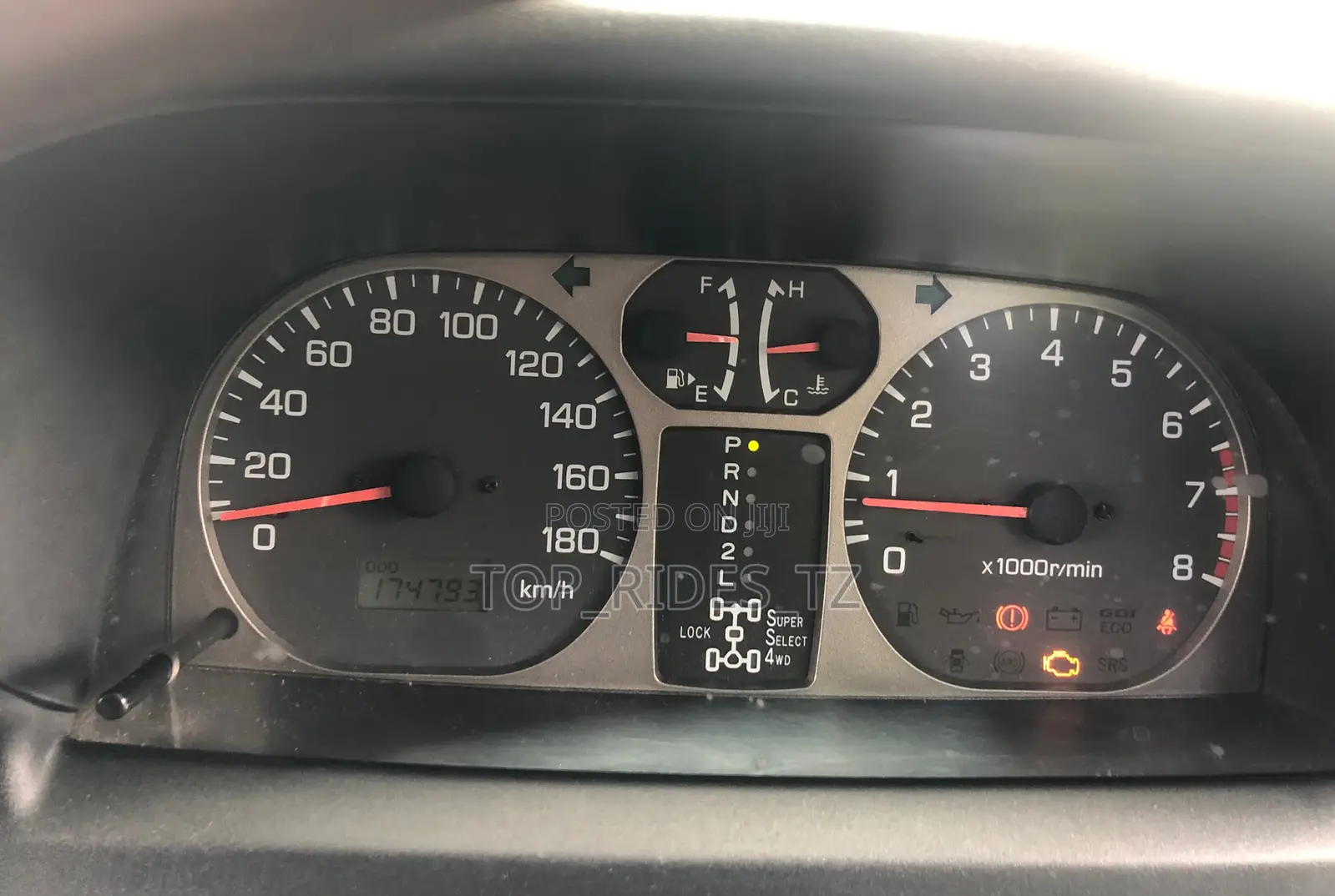 Mitsubishi Pajero IO 2003 Green