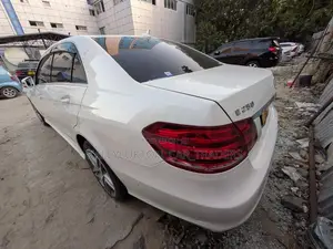 Mercedes-Benz E250 SV Premium 2014 White
