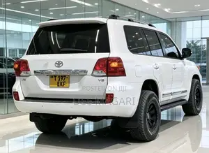 Toyota Land Cruiser 4.6 V8 VX-R 2015 White