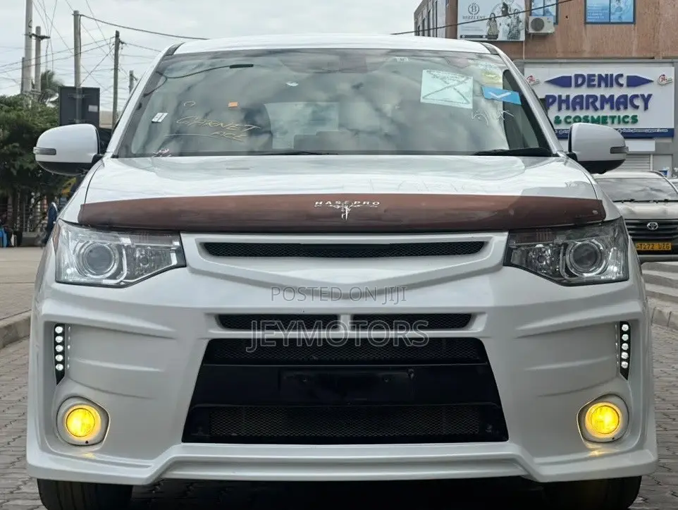 Mitsubishi Outlander 2013 White