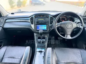 Toyota Kluger 2005 Black