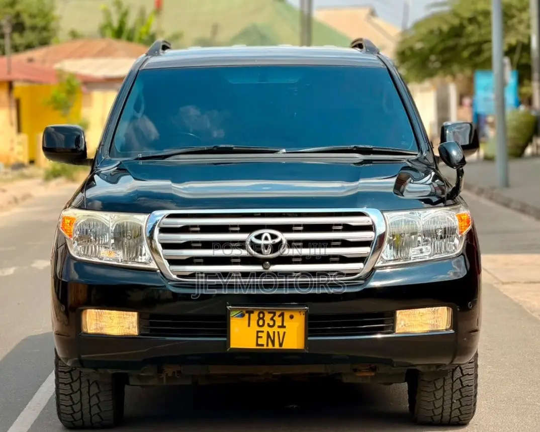 Toyota Land Cruiser 2010 Black