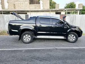 Toyota Hilux 2007 Black