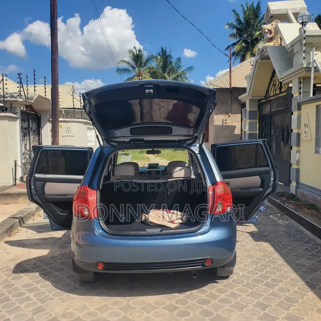 Mazda Verisa 2010 Blue