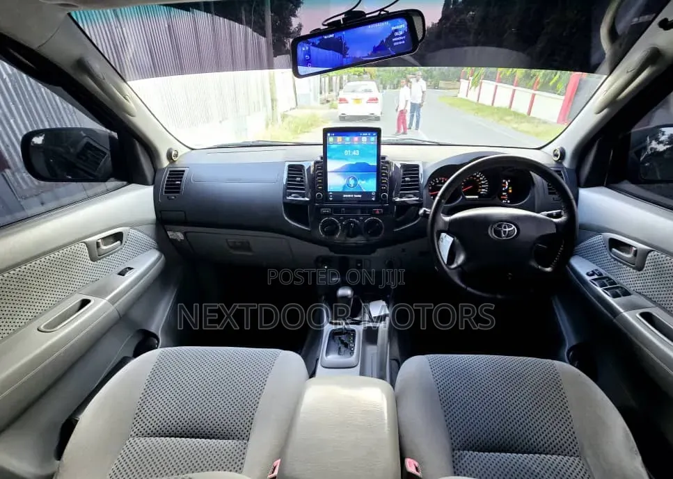 Toyota Hilux 2007 Black
