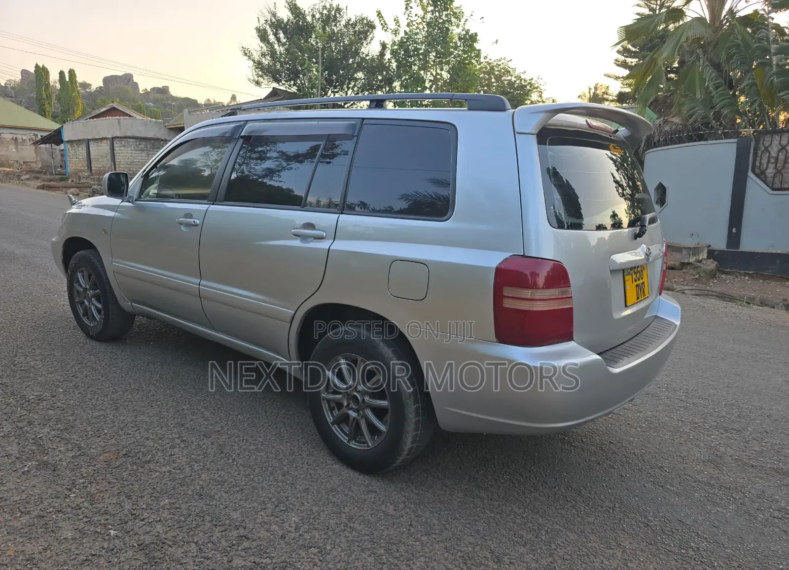 Toyota Kluger 2004 Silver