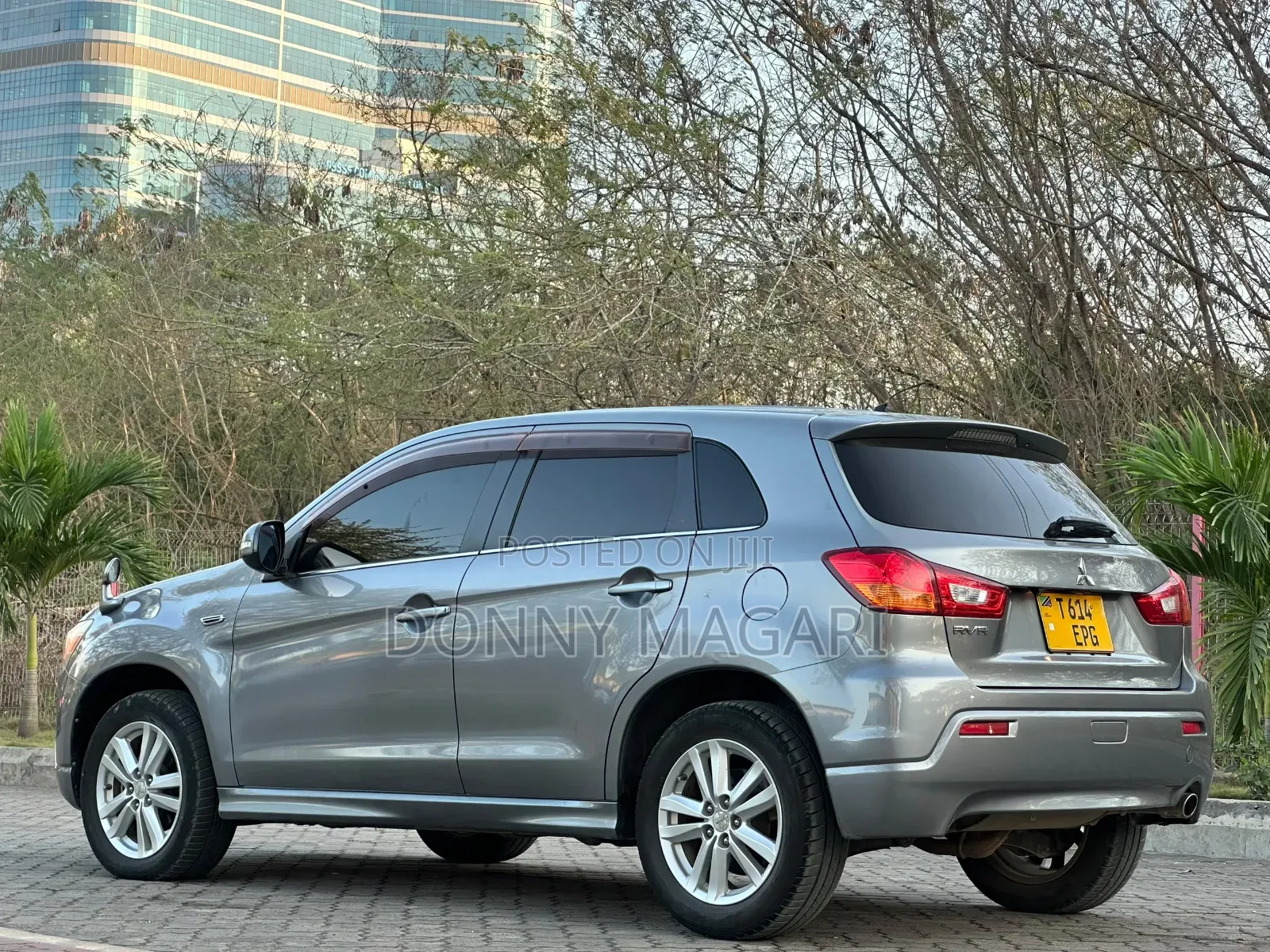 Mitsubishi RVR 2.0 2011 Gray