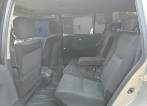 Toyota Kluger 2004 Silver