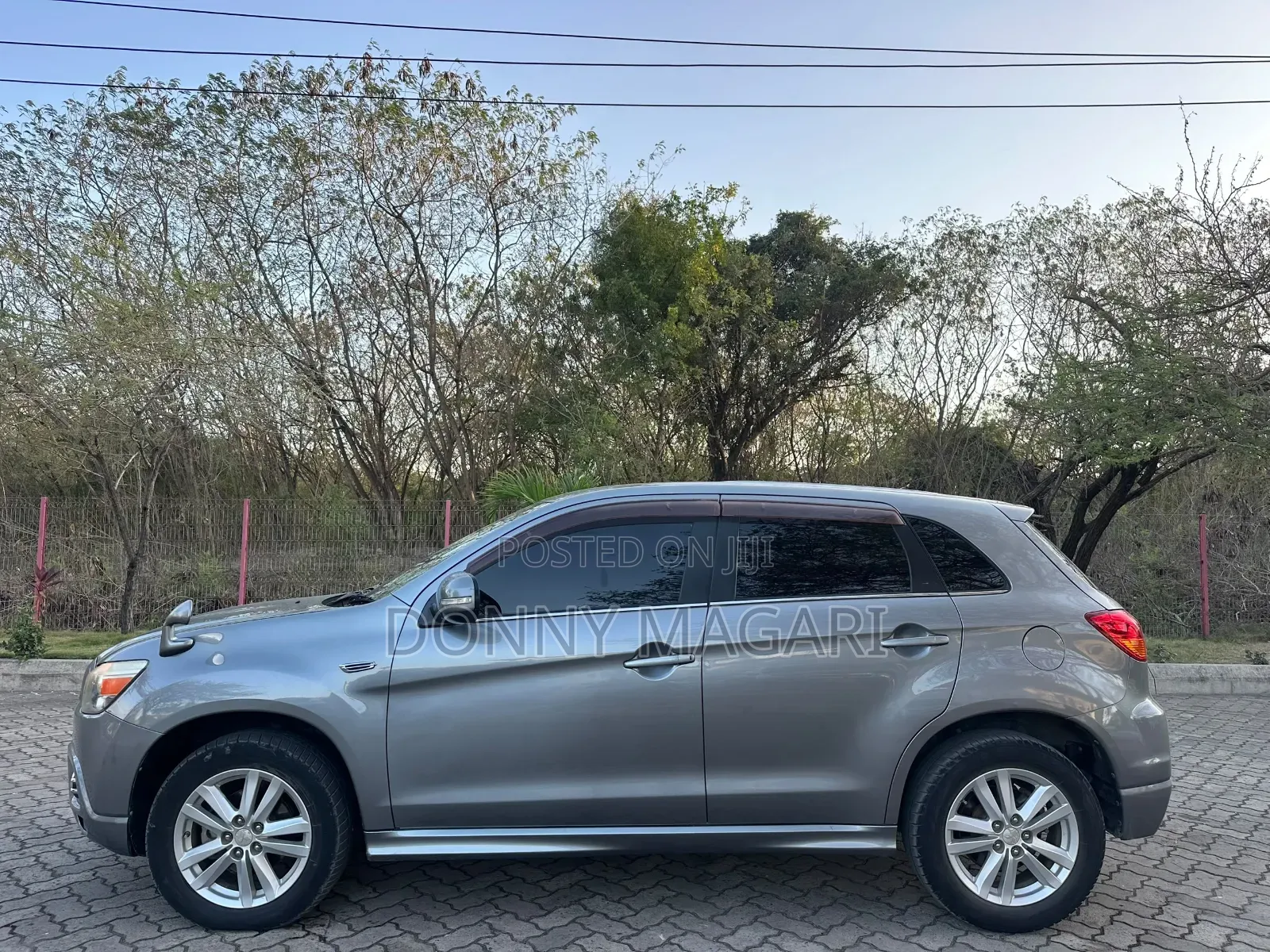 Mitsubishi RVR 2.0 2011 Gray