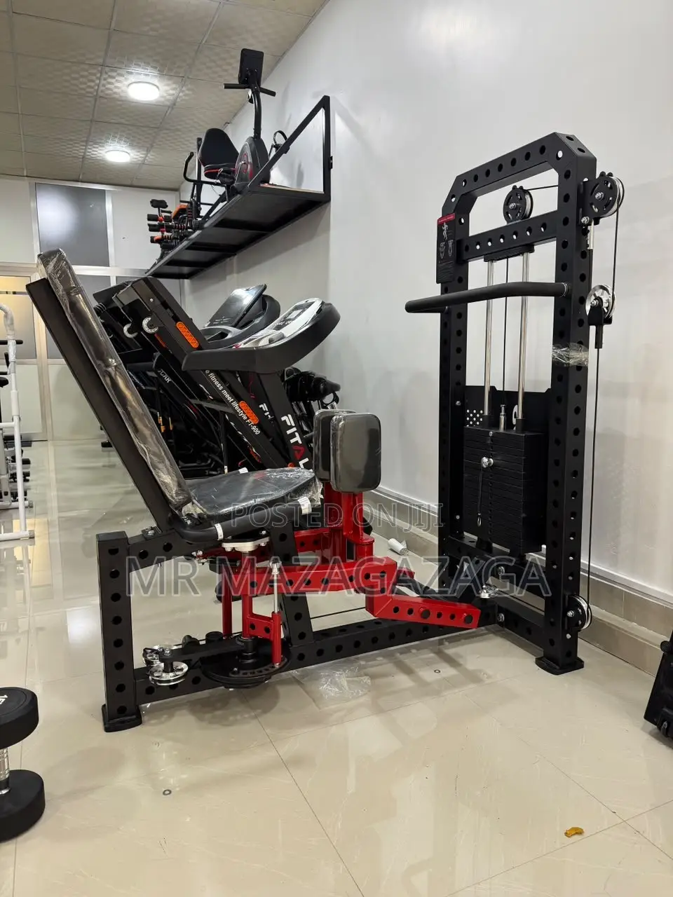 Leg Adduction and Abduction Machine
