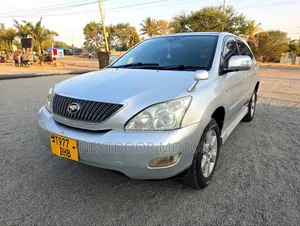 Toyota Harrier 2005 Silver