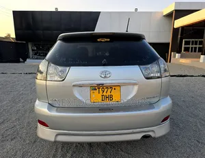 Toyota Harrier 2005 Silver