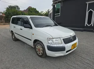 Toyota Succeed 2005 White
