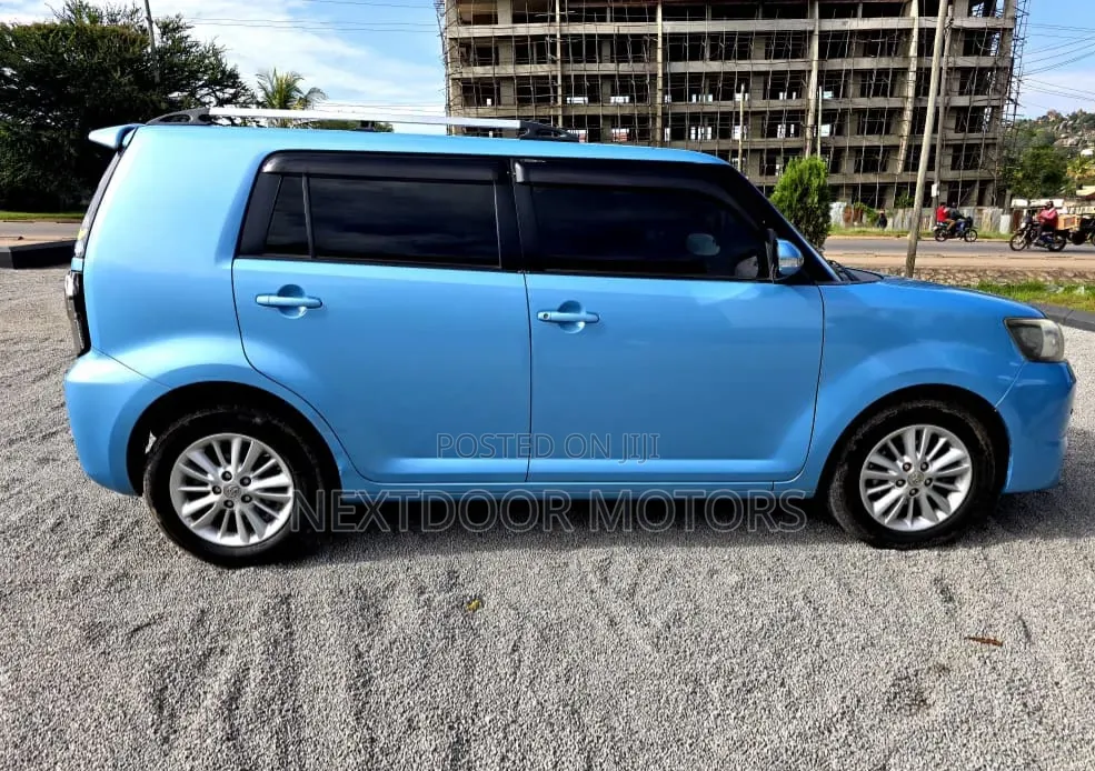 Toyota Rumion 2024 Blue