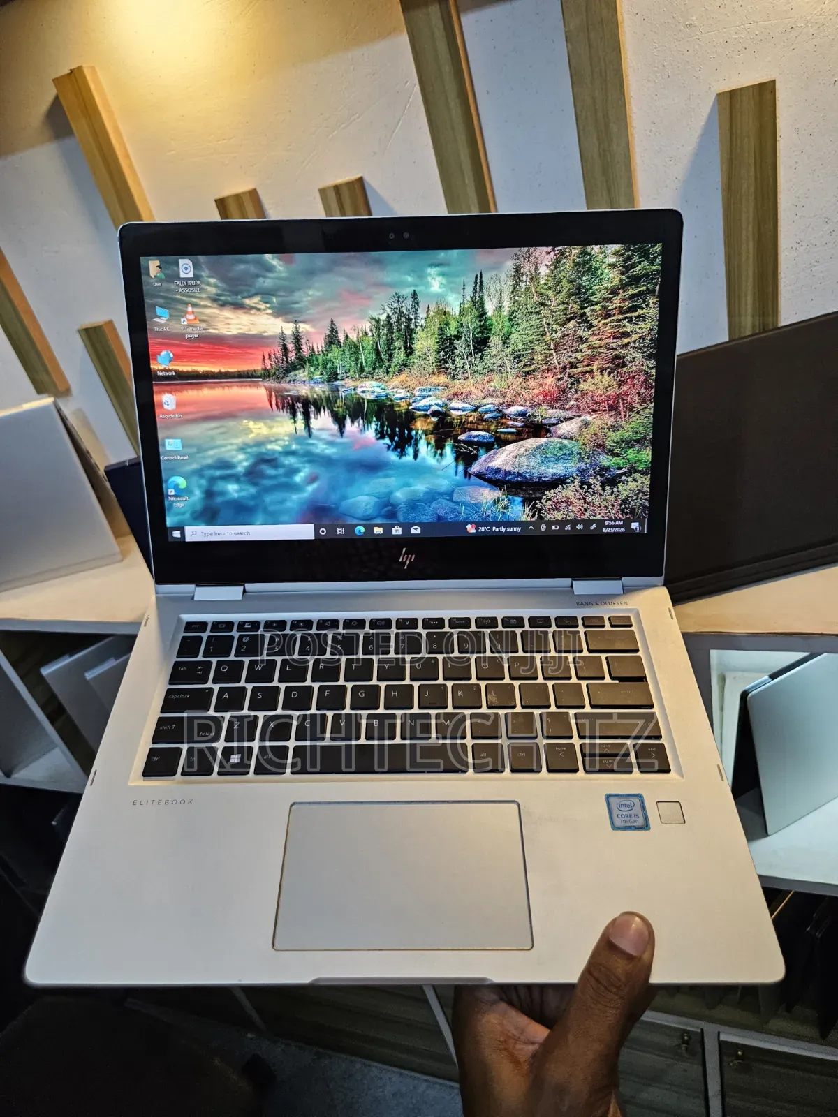 Laptop HP EliteBook x360 1030 G2 8GB Intel Core i5 SSD 256GB