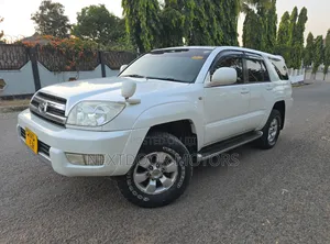 Toyota Hilux Surf 2004 White