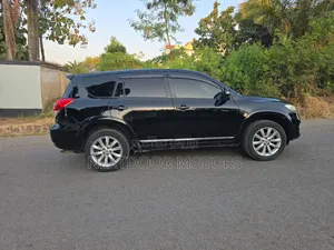 Toyota Vanguard 2010 Black
