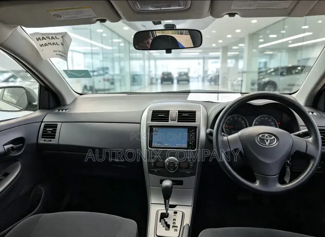 Toyota Corolla Fielder 2010 Silver