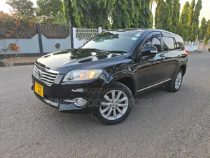Toyota Vanguard 2010 Black