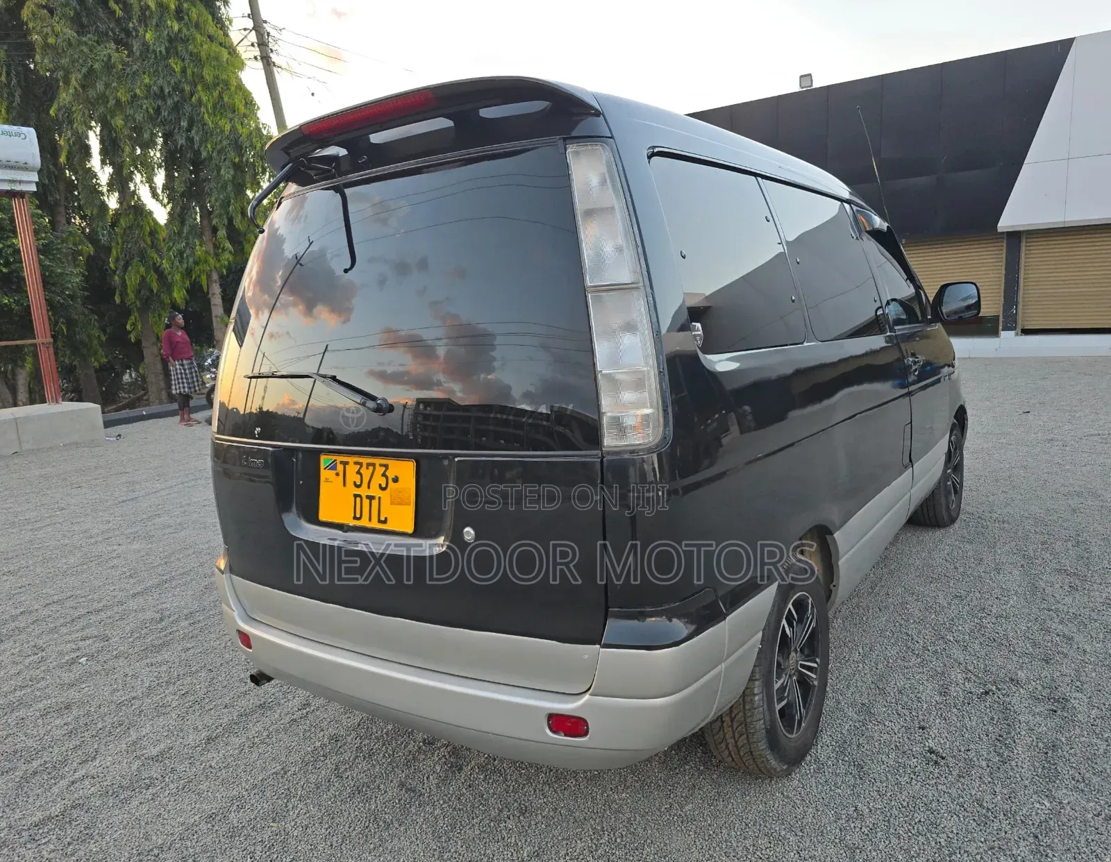 Toyota Noah 2004 Black