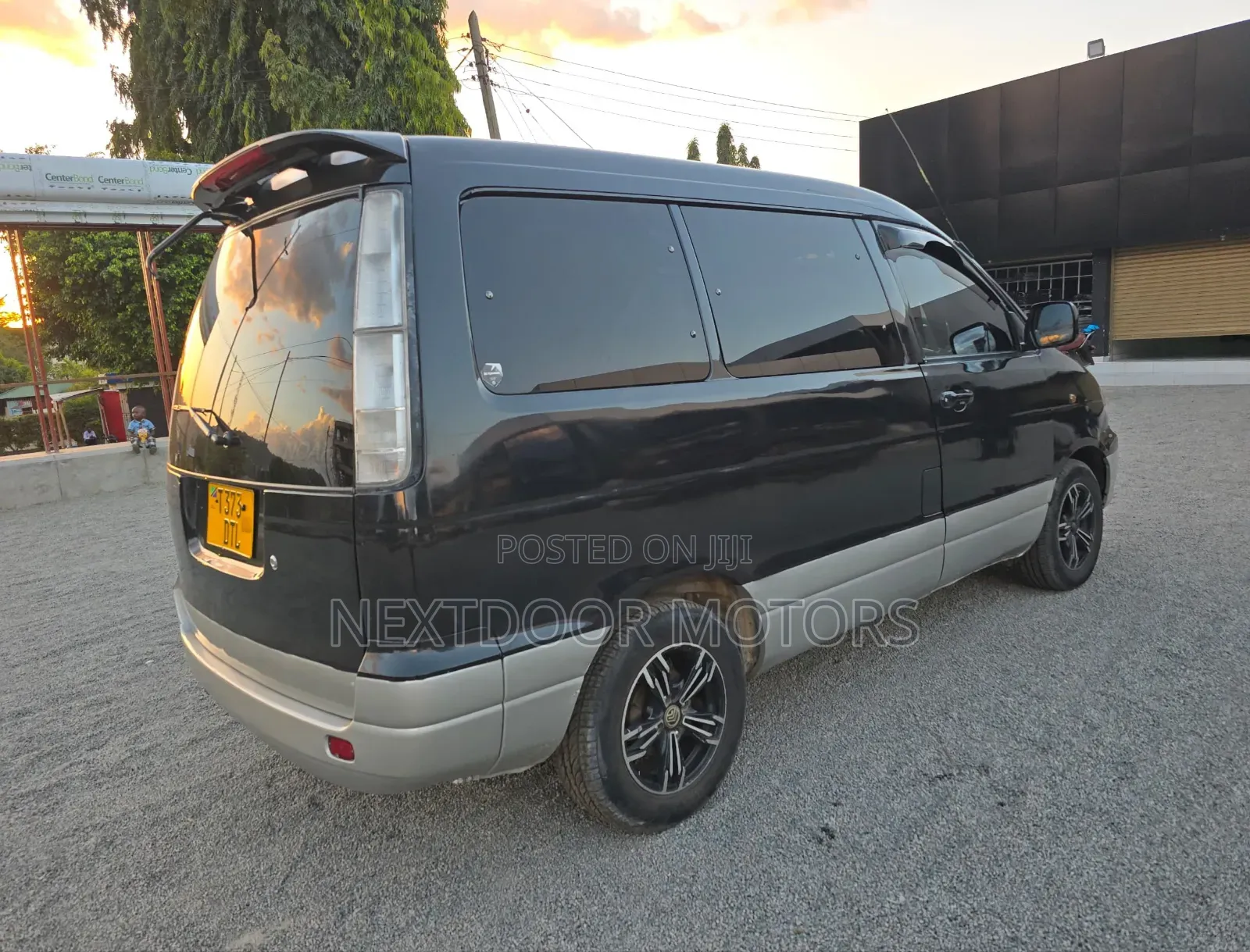 Toyota Noah 2004 Black