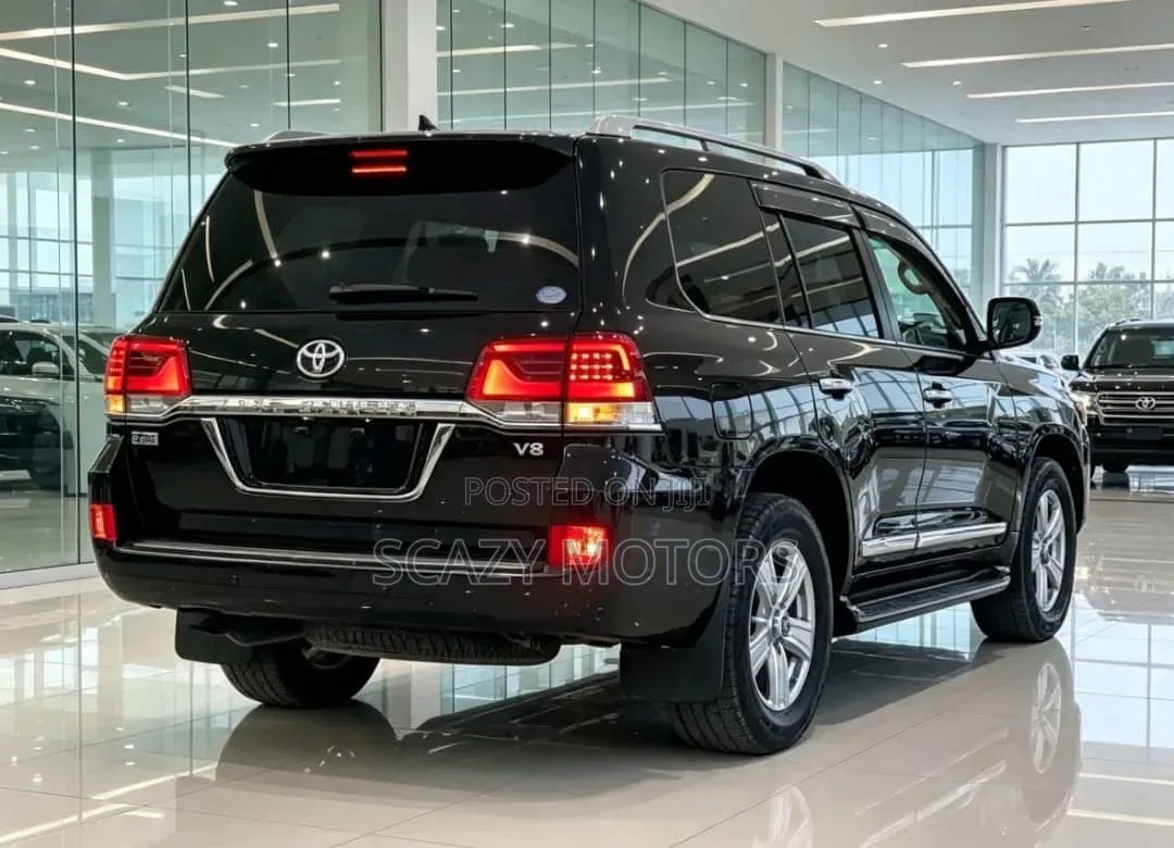 Toyota Land Cruiser 2016 Black