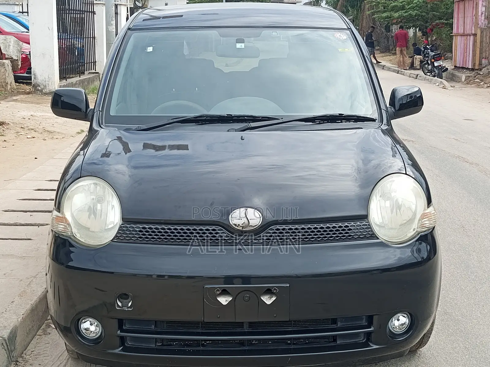 Toyota Sienta 1.5 FWD 2004 Black