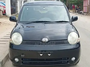 Toyota Sienta 1.5 FWD 2004 Black