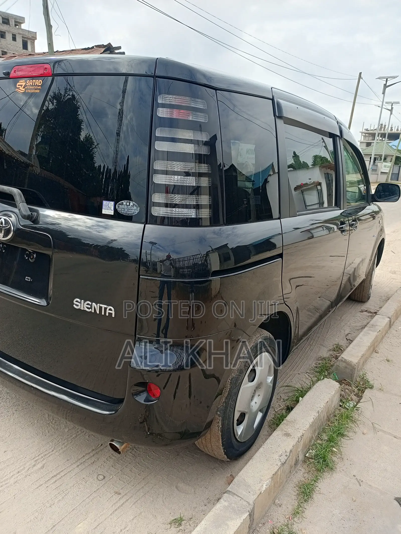 Toyota Sienta 1.5 FWD 2004 Black