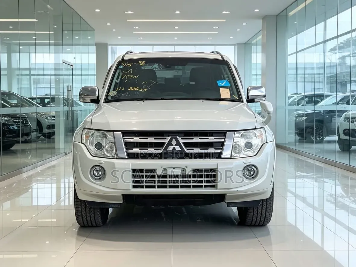 Mitsubishi Outlander 2013 White