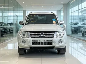 Mitsubishi Outlander 2013 White
