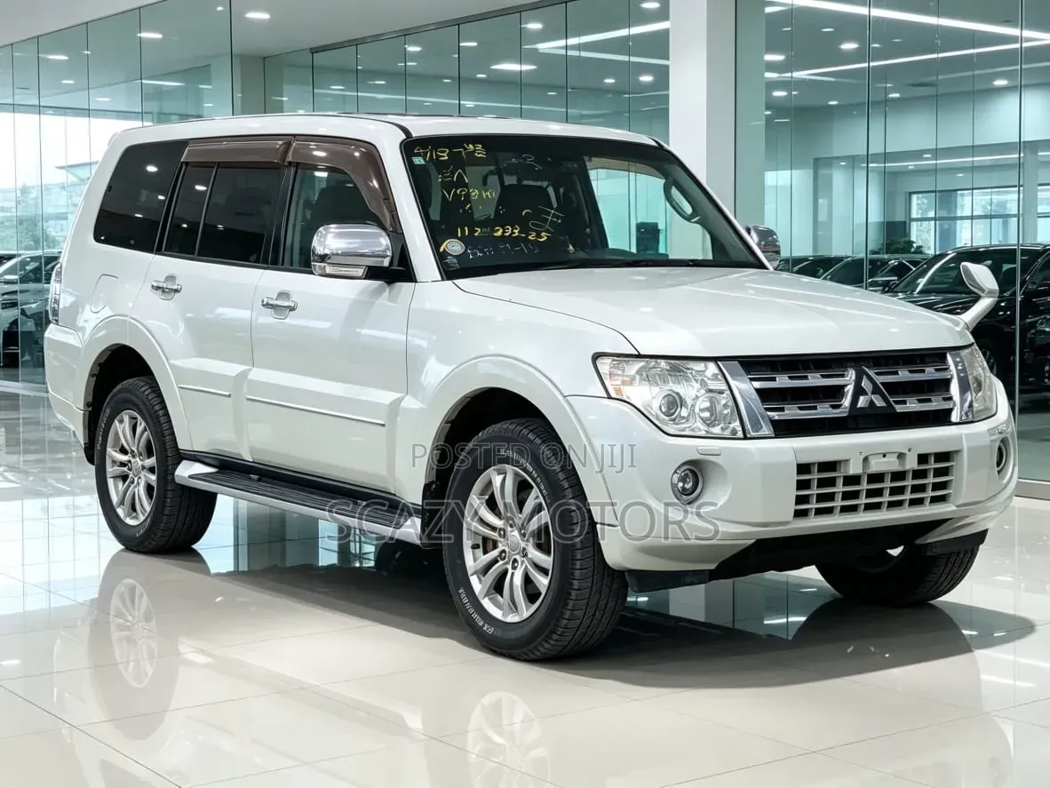Mitsubishi Outlander 2013 White