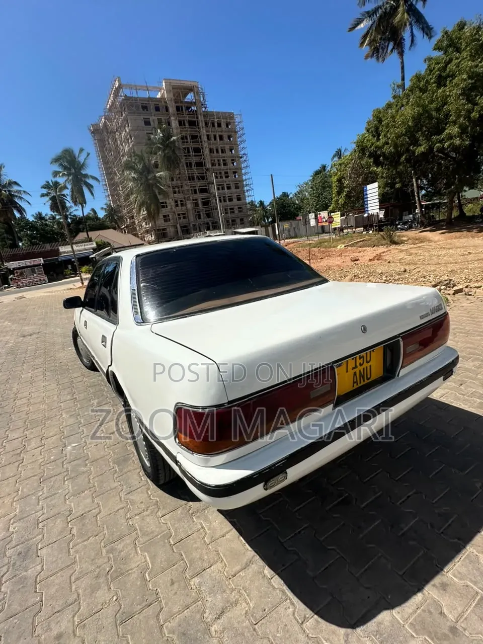 Toyota Mark II 2002 White