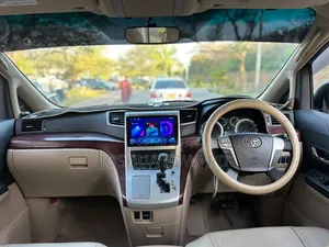 Toyota Alphard 2009 White