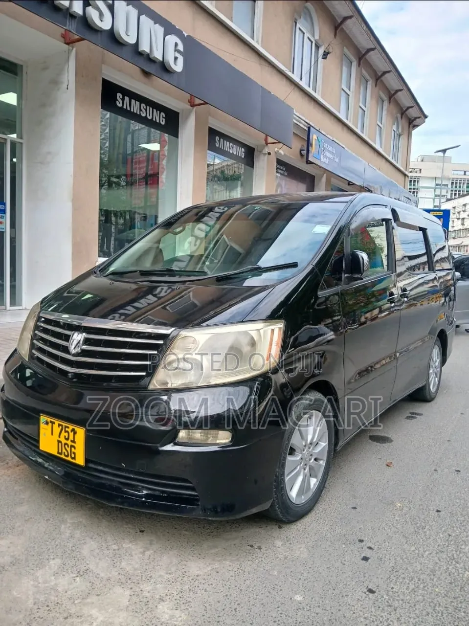 Toyota Alphard 2004 Black