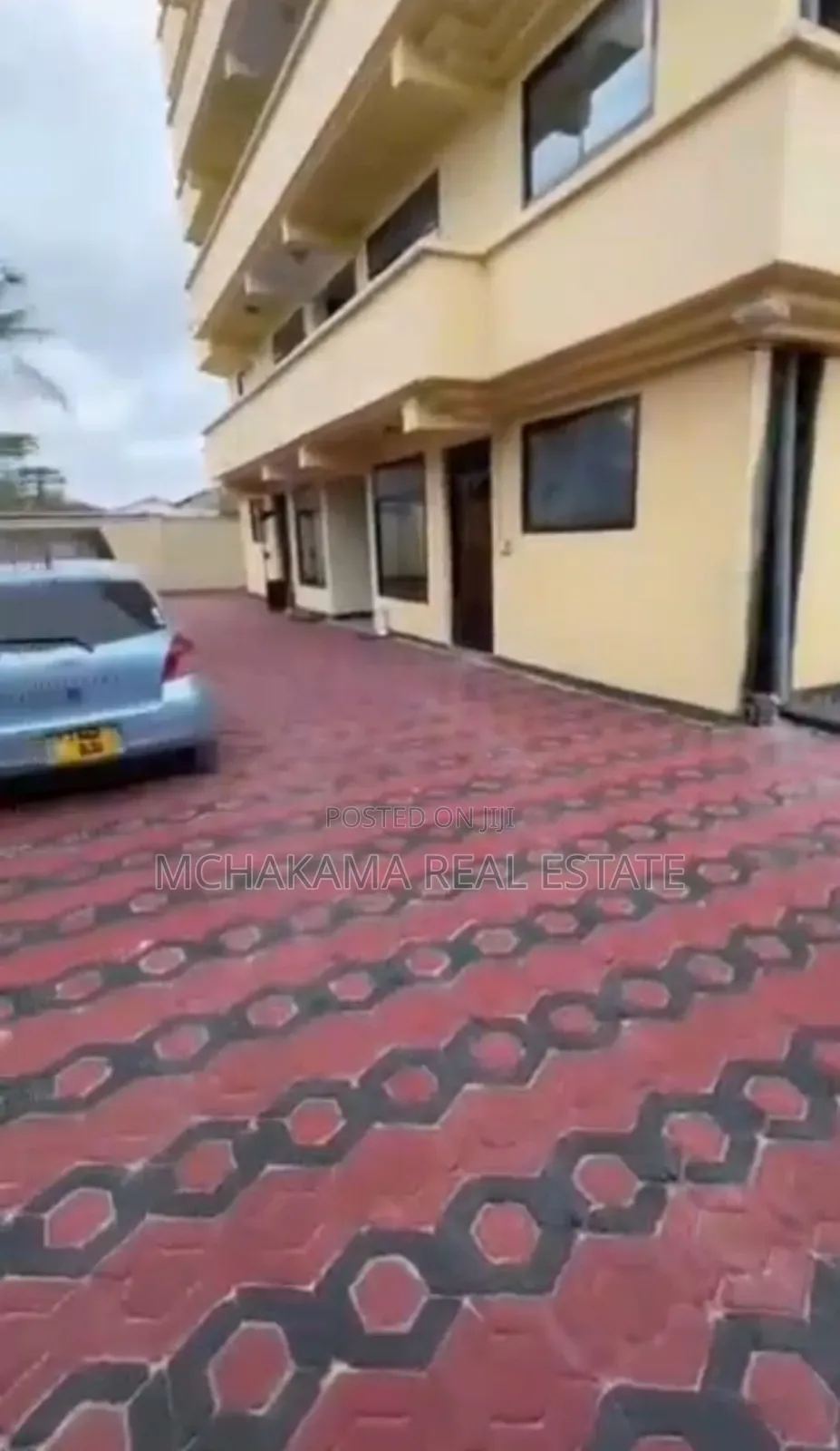 20bdrm Block of Flats in Mchakama Real Estate, Kiwalani for sale